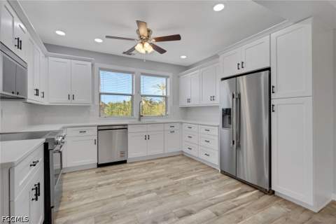 4452 Gulf Pines Dr, Sanibel FL - photo 10 of 35