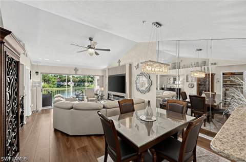 380 Gabriel Cir 8, Naples FL - photo 14 of 42