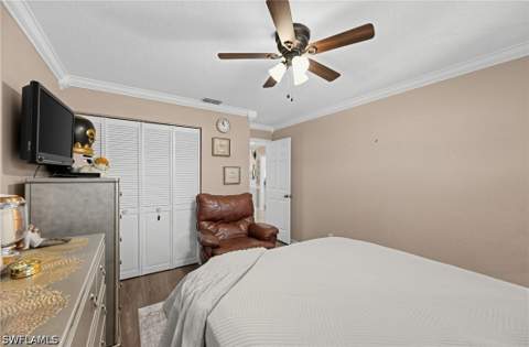 380 Gabriel Cir 8, Naples FL - photo 24 of 42