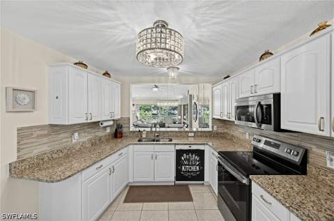 380 Gabriel Cir 8, Naples FL - photo 6 of 42