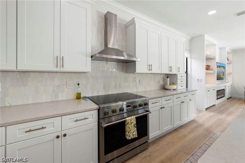 6 bedroom SingleFamilyResidence at 2858 Cinnamon Bay Cir, Riverstone, Naples — photo 5