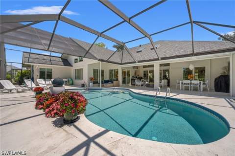 2114 Imperial Golf Course Blvd, Naples FL - photo 21 of 29