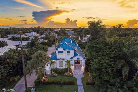 844 8th St S, Naples FL - photo 24 of 29