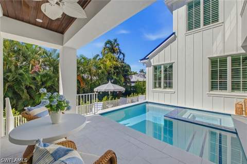 844 8th St S, Naples FL - photo 8 of 29