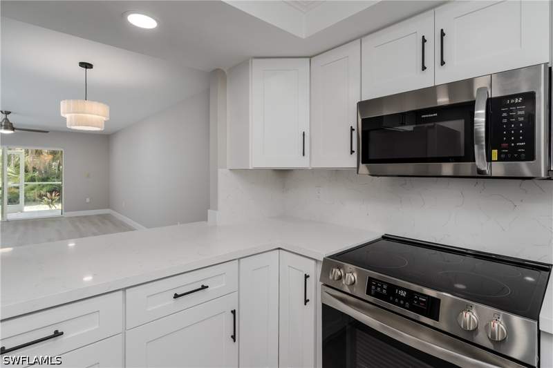 2 bedroom Condominium at 5419 Rattlesnake Hammock Rd 107F, Country Club Manor, Naples — photo 2