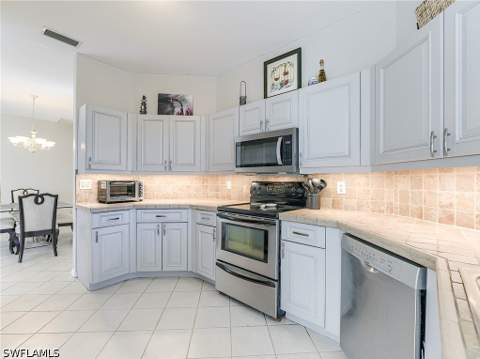 8529 Fairway Bend Dr, Estero FL - photo 18 of 36