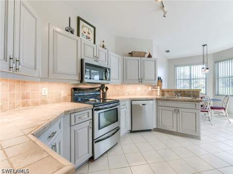 8529 Fairway Bend Dr, Estero FL - photo 19 of 36