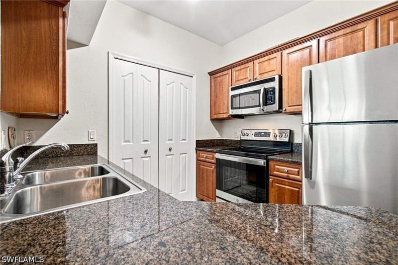 2 bedroom Condominium at 12990 Positano Cir 301, Positano Place, Naples — photo 5