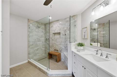 6260 Bellerive Ave 407, Naples FL - photo 16 of 32