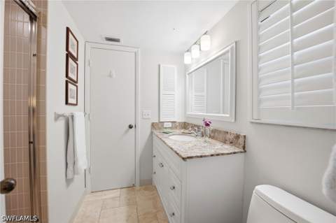 614 Wildwood Ln 614, Naples FL - photo 16 of 33