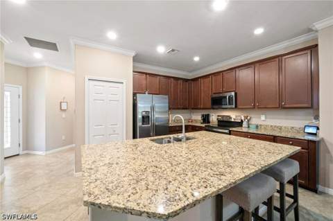 9086 Woodhurst Dr, Naples FL - photo 18 of 49