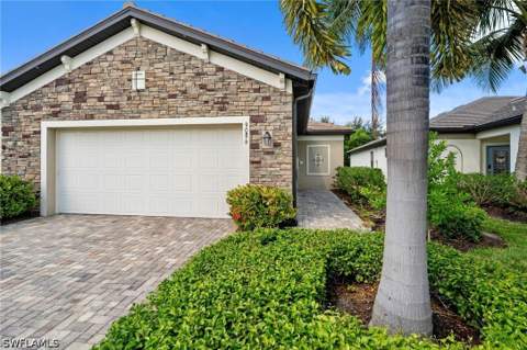 9086 Woodhurst Dr, Naples FL - photo 22 of 49