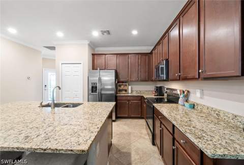 9086 Woodhurst Dr, Naples FL - photo 8 of 49