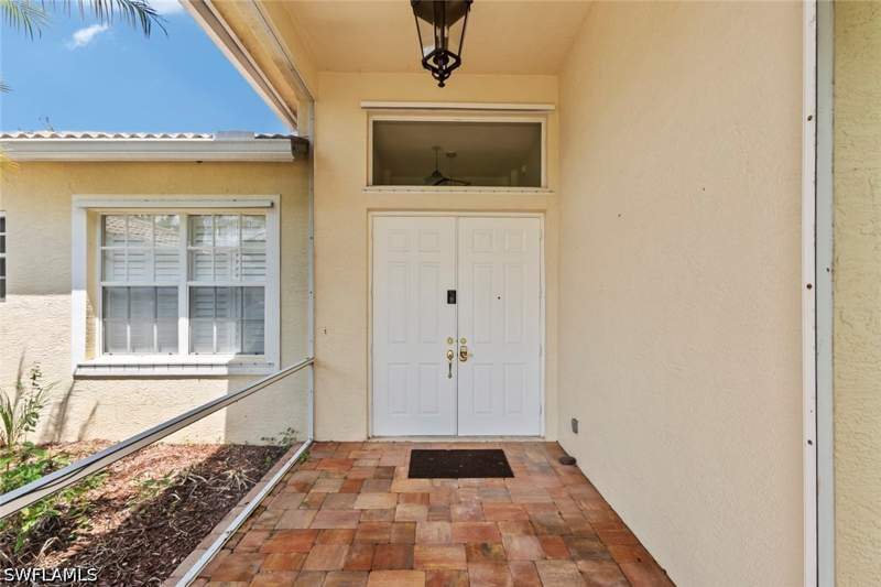 3 bedroom SingleFamilyResidence at 3439 Allegheny Ct, Waterways Of Naples, Naples — photo 2