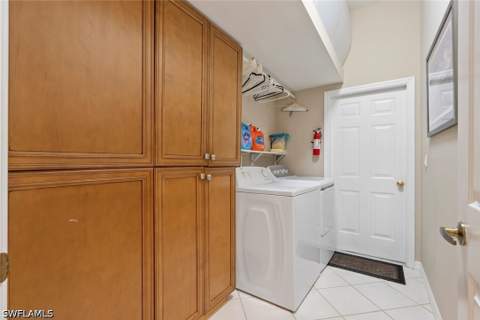 3439 Allegheny Ct, Naples FL - photo 22 of 38