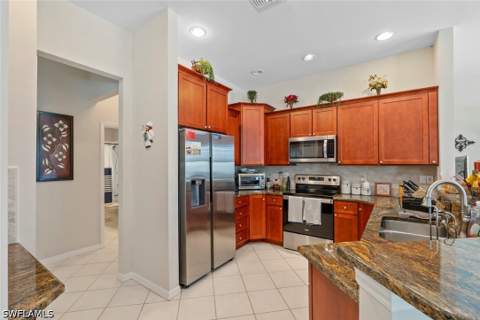 3439 Allegheny Ct, Naples FL - photo 9 of 38