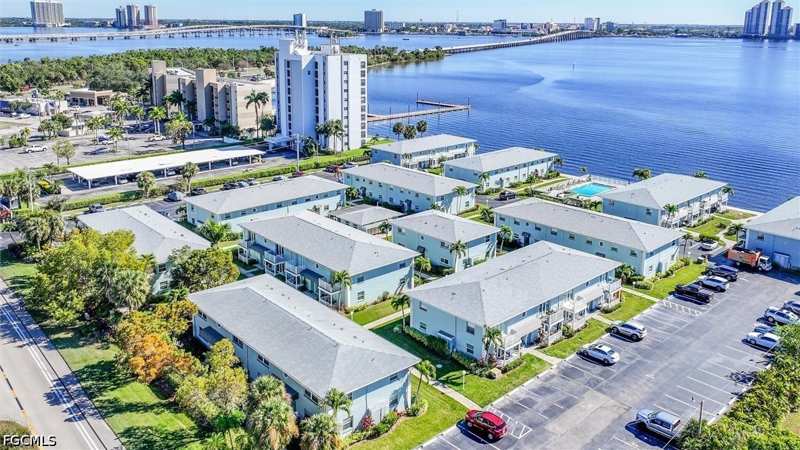2 bedroom Condominium at 3340 N Key Dr 2, Palms At Waters Edge, North Fort Myers — photo 1