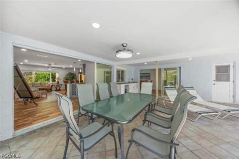 9421 Moonlight Dr, Sanibel FL - photo 21 of 50