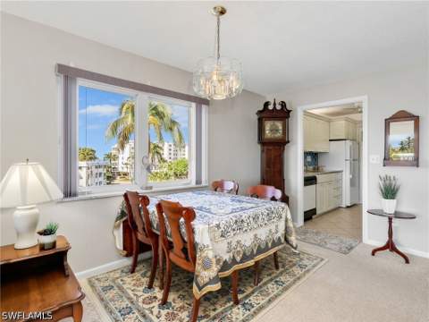 2150 Gulf Shore Blvd N 407, Naples FL - photo 10 of 40