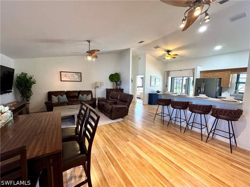 3 bedroom SingleFamilyResidence at 98 Chardon Pl, Willoughby Acres, Naples — photo 2