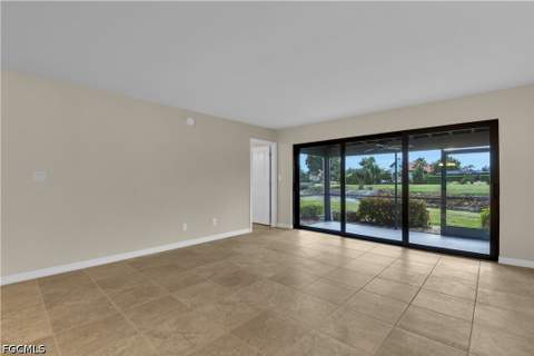 16560 Partridge Place Rd 103, Fort Myers FL - photo 9 of 32