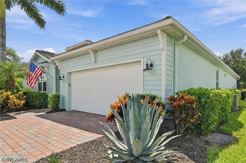 4 bedroom SingleFamilyResidence at 14666 Catamaran Pl, Egret Landing, Naples — photo 2
