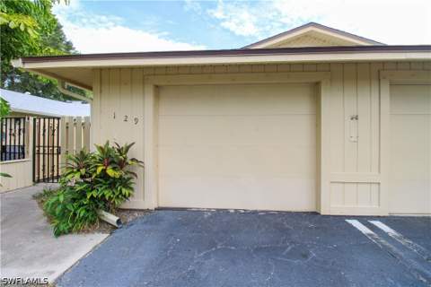 129 Forest Lakes Blvd 129, Naples FL - photo 21 of 25
