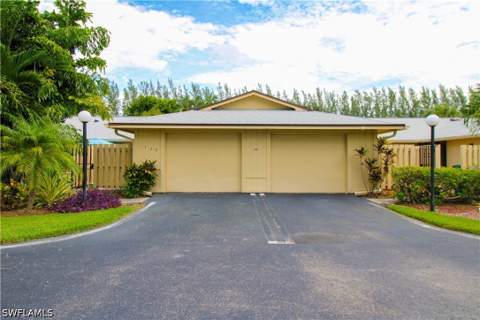 129 Forest Lakes Blvd 129, Naples FL - photo 22 of 25