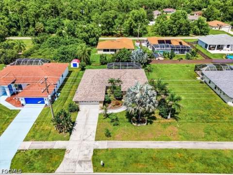 713 Milwaukee Blvd, Lehigh Acres FL - photo 21 of 34