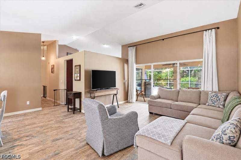 3 bedroom SingleFamilyResidence at 713 Milwaukee Blvd, Mirror Lakes, Lehigh Acres — photo 5