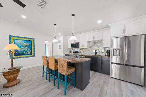 534 Piedmont Rd, Sanibel FL - photo 12 of 48