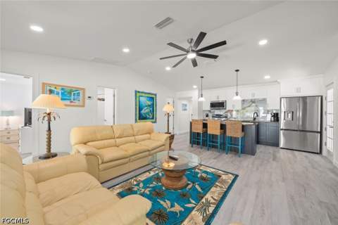 534 Piedmont Rd, Sanibel FL - photo 18 of 48