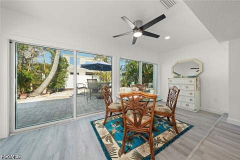 534 Piedmont Rd, Sanibel FL - photo 21 of 48