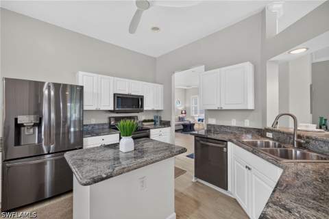 5015 Marina Cove Dr 203, Naples FL - photo 11 of 49
