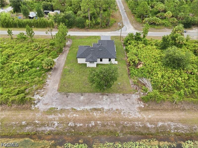 3 bedroom SingleFamilyResidence at 1222 Earnest St E, Lehigh Acres, Lehigh Acres — photo 4