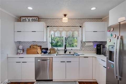 9247 Dimmick Dr, Sanibel FL - photo 19 of 45