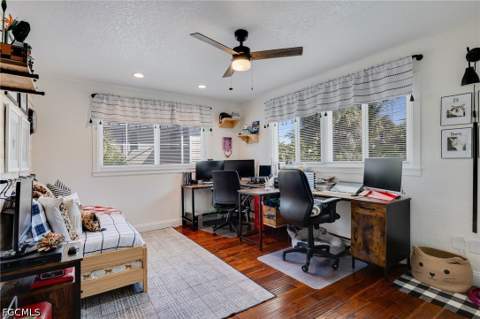 9247 Dimmick Dr, Sanibel FL - photo 23 of 45