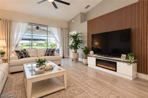 7050 Lone Oak Blvd, Naples FL - photo 10 of 41
