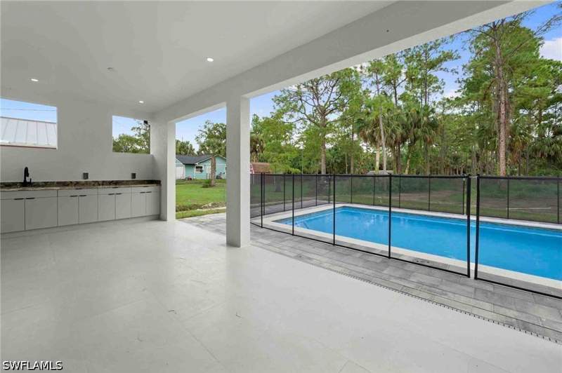 3 bedroom SingleFamilyResidence at 2610 4th St NW, Golden Gate Estates, Naples — photo 3