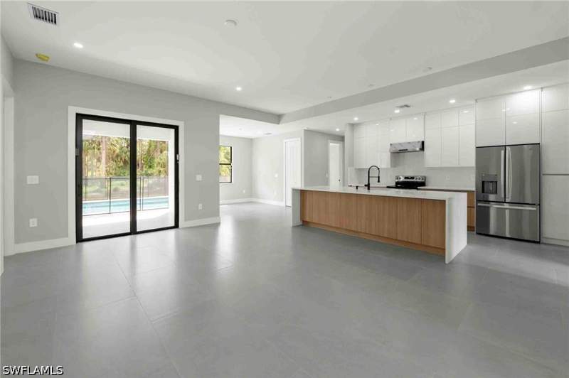 3 bedroom SingleFamilyResidence at 2610 4th St NW, Golden Gate Estates, Naples — photo 5