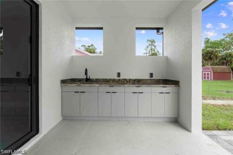 2610 4th St NW, Naples FL - photo 7 of 50