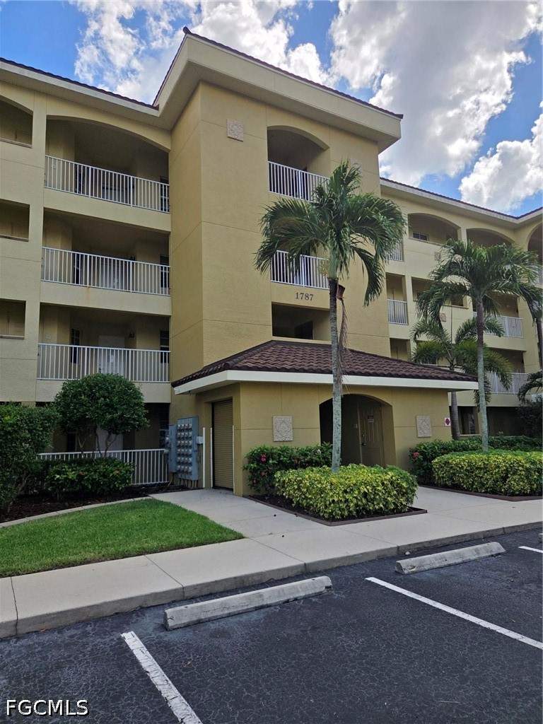 2 bedroom Condominium at 1787 Four Mile Cove Pkwy 434, Island Cove Of Cape Coral, Cape Coral — photo 2