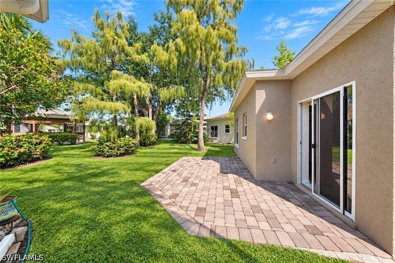 2 bedroom SingleFamilyResidence at 10720 San Tropez Cir, Island Club At Corkscrew, Estero — photo 3