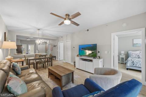 9165 Celeste Dr 103, Naples FL - photo 12 of 39