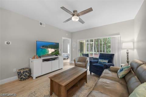 9165 Celeste Dr 103, Naples FL - photo 8 of 39