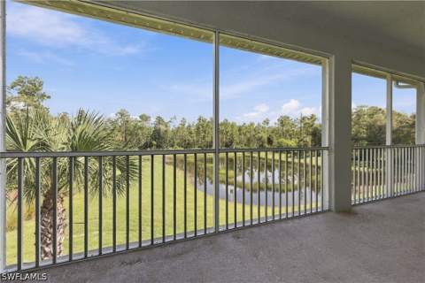 2626 Seychelles Cir 1405, Naples FL - photo 16 of 43