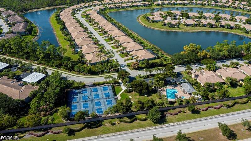 2 bedroom Condominium at 10125 Colonial Country Club Blvd 1709, Garden Lakes, Fort Myers — photo 4