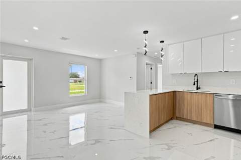 807 Casper Yost St E, Lehigh Acres FL - photo 17 of 32