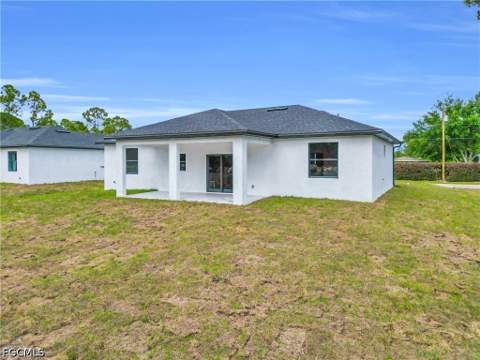 584 Genoa Ave S, Lehigh Acres FL - photo 24 of 28