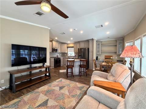 4710 Lafayette Ln W, Estero FL - photo 7 of 29